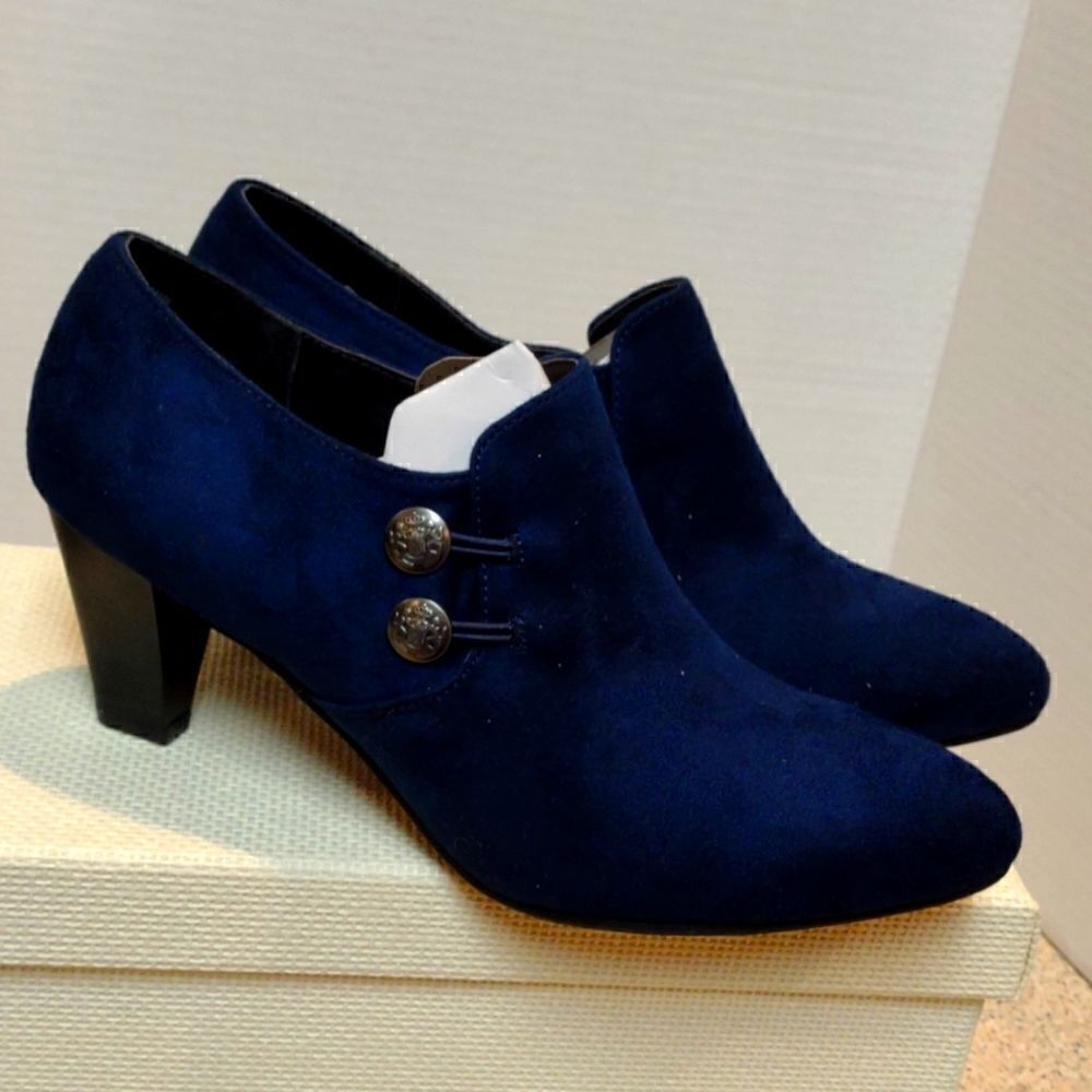 Rialto Blue Suede Shoes